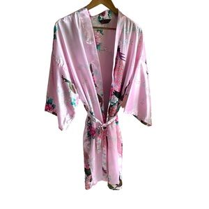 Pink Satin Floral Kimono / Robe. Peacock and Floral Motif. Size Large